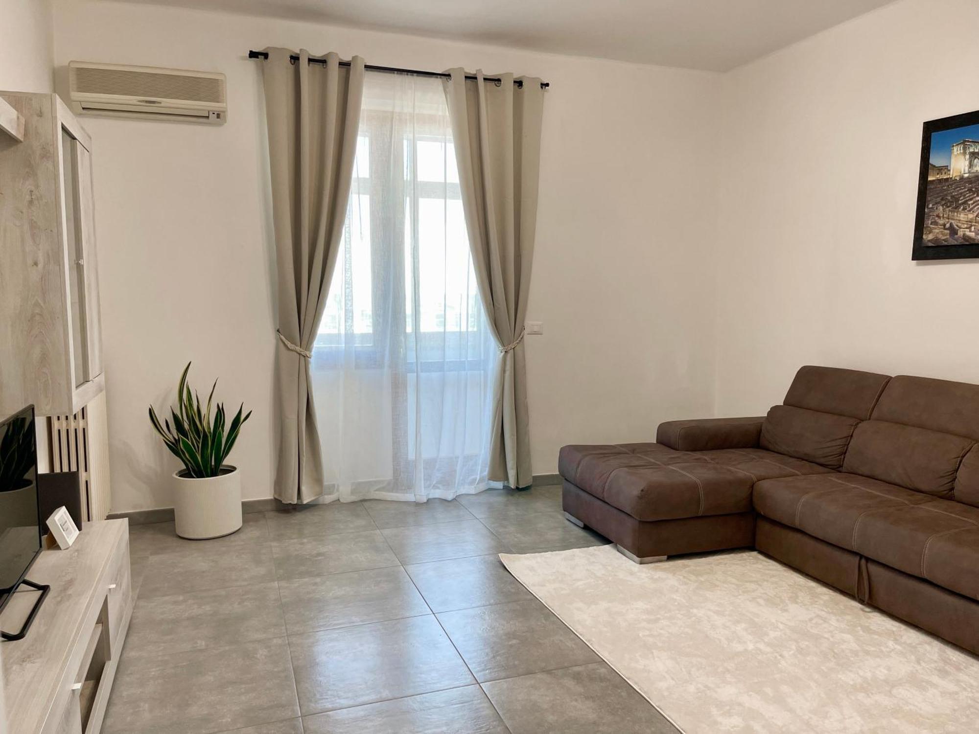 All'Apulia N'23 - Apartment With Parking Lecce Zewnętrze zdjęcie