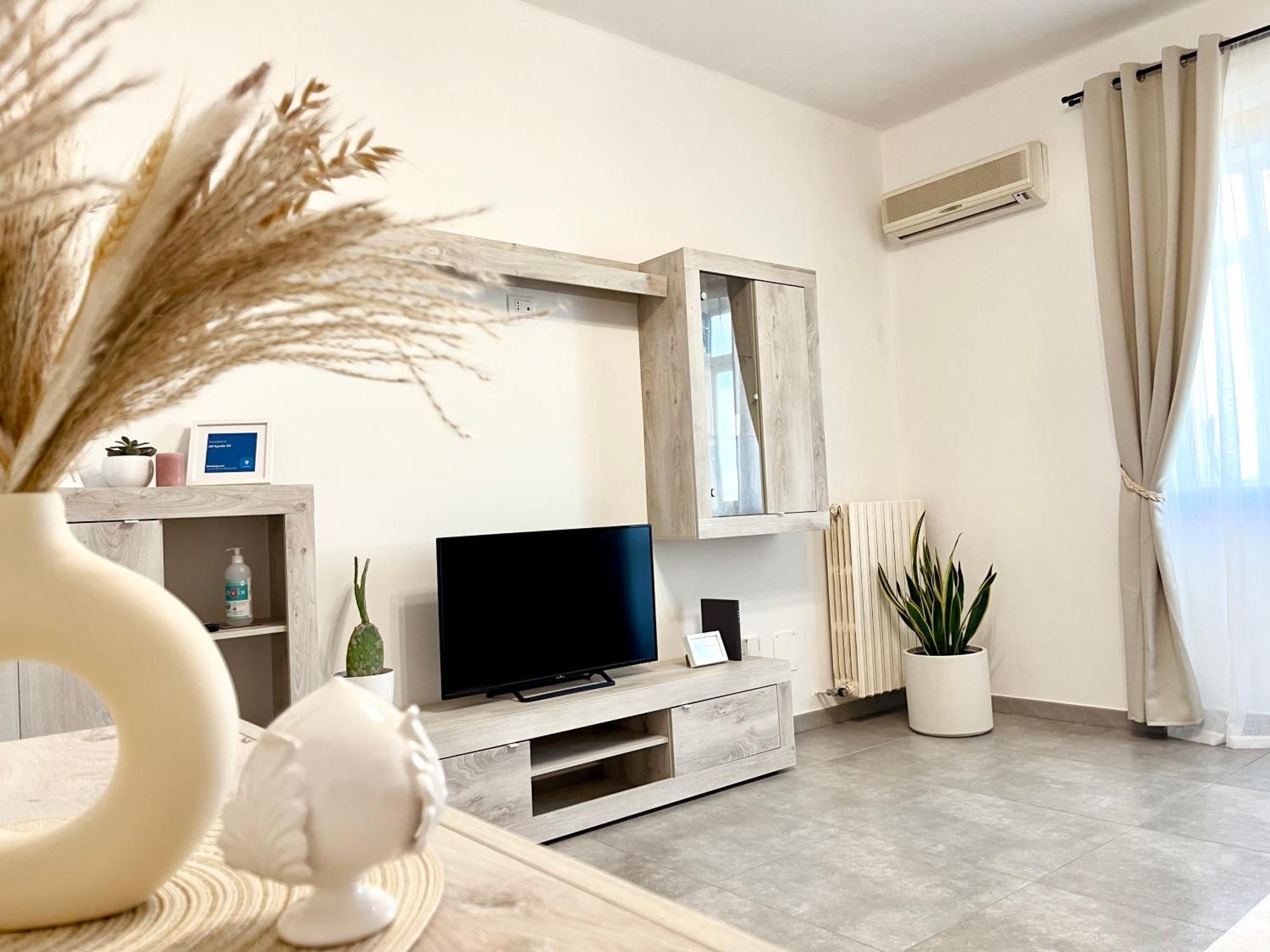All'Apulia N'23 - Apartment With Parking Lecce Zewnętrze zdjęcie