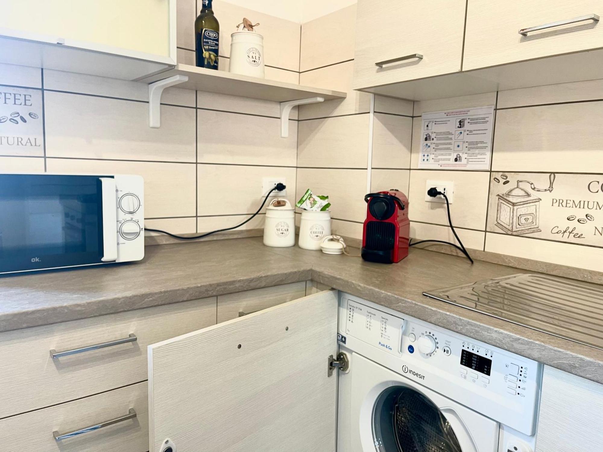 All'Apulia N'23 - Apartment With Parking Lecce Zewnętrze zdjęcie